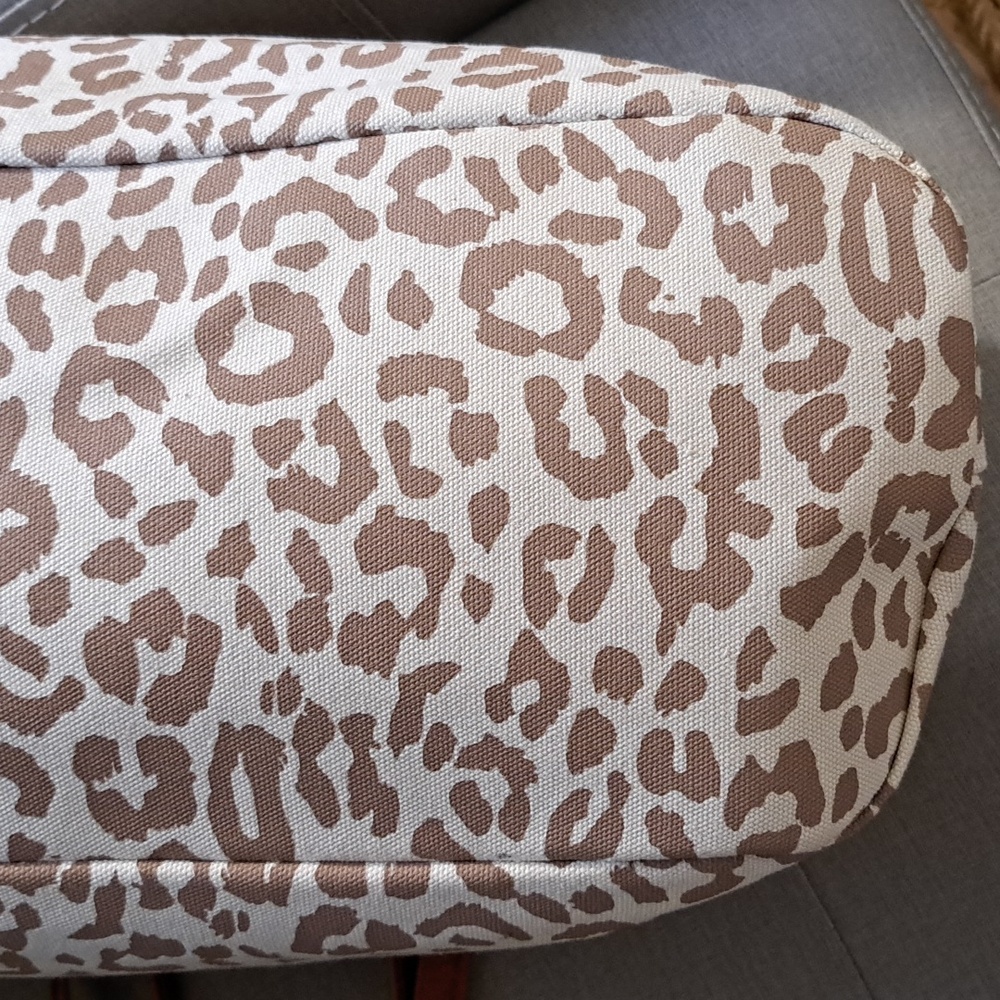 Antik Kraft Canvas Vegan Leather HUGE Animal Print Tote Purse - Picture 4 of 15